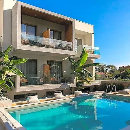 Soho Exclusive Hotel 4*